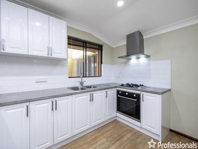 23 Ilex Way, Forrestfield WA 6058
