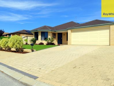 19 Yale Place, Marangaroo WA 6064