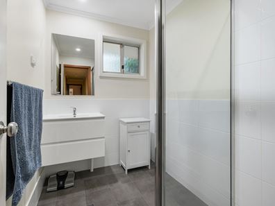 8 Edgar Street, South Kalgoorlie WA 6430