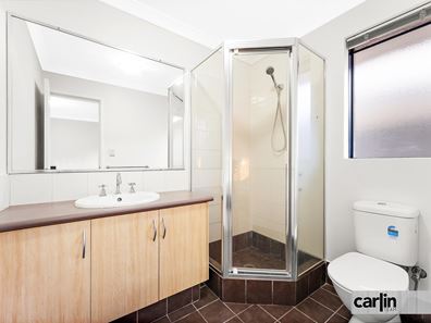 5 Egham Lane, Wellard WA 6170