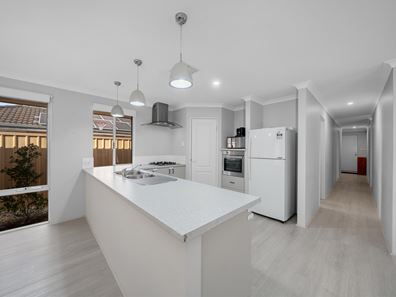 7 Albana Grove, Pearsall WA 6065