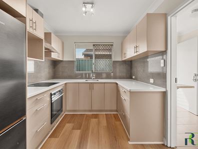 8/21 Elizabeth Street, Maylands WA 6051