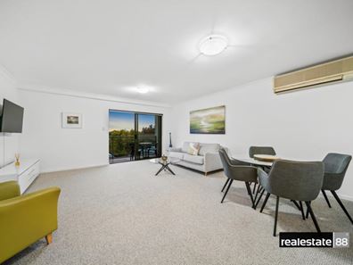 17/122 Mounts Bay Road, Perth WA 6000