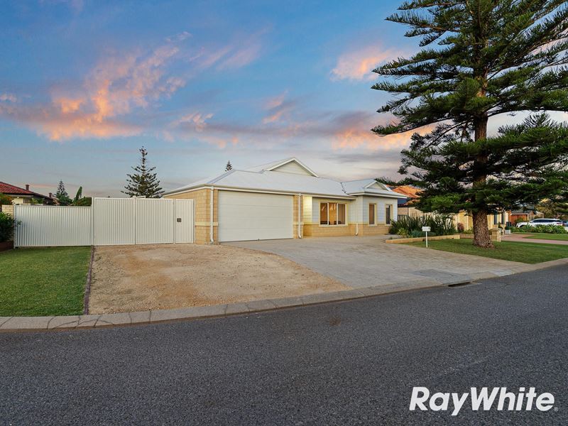 12 Canouan Loop, Secret Harbour