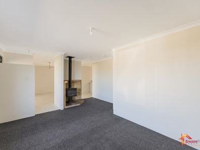 6 Isdell Place, Greenfields WA 6210