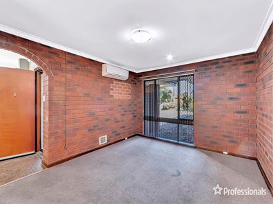 291A Wharf Street, Queens Park WA 6107