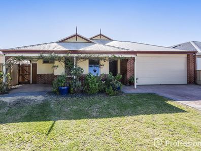 32 Kalyang Loop, Byford WA 6122