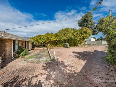 8 Armata Walk, Mirrabooka WA 6061