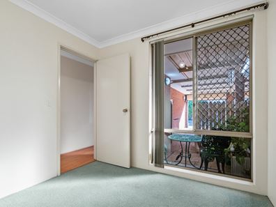 2/13 Baralda Court, Rockingham WA 6168