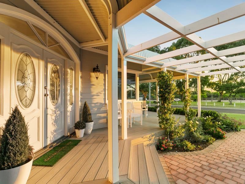 18 Clareville Crescent, Kallaroo WA 6025