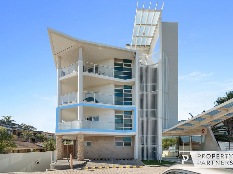8/272 West Coast Highway, Scarborough