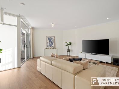 8/272 West Coast Highway, Scarborough WA 6019