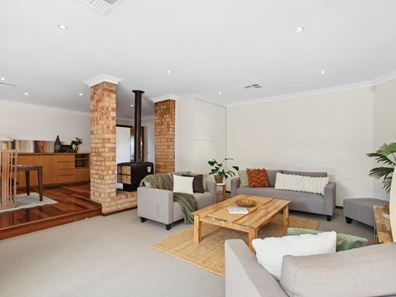5 Dux Court, Duncraig WA 6023