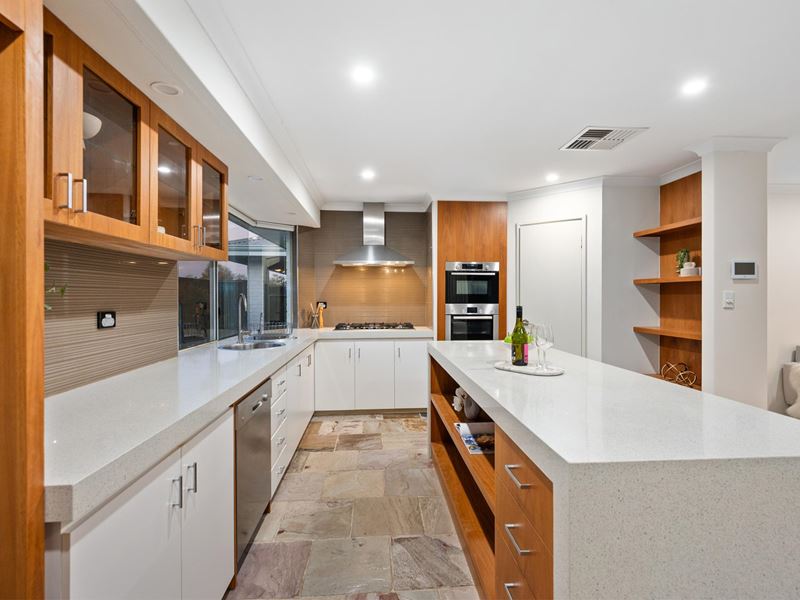 27 Klem Avenue, Salter Point WA 6152