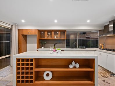 27 Klem Avenue, Salter Point WA 6152