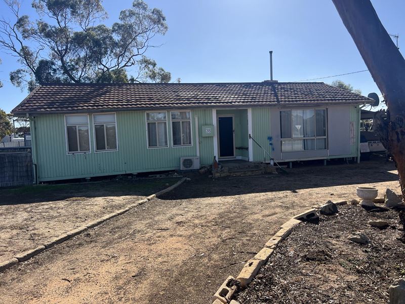 38 Mitchell Terrace, Nungarin WA 6490