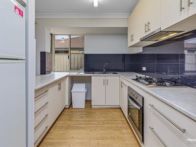 3/15 Church Street, Kelmscott WA 6111
