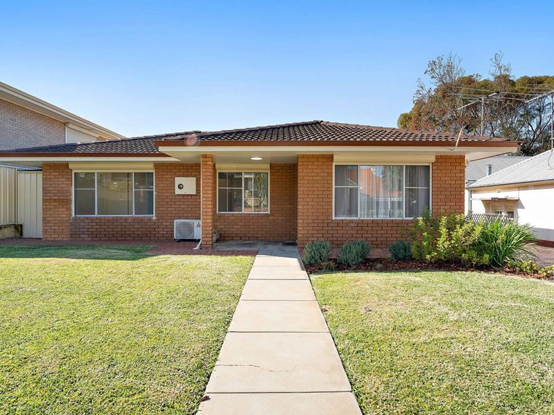 104 Solomon Street, Fremantle WA 6160