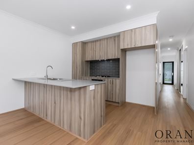 9/12 Seaton Place, Girrawheen WA 6064