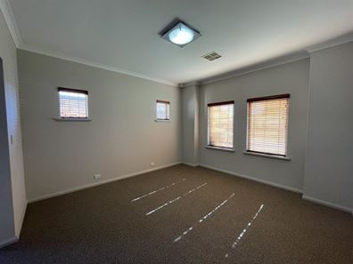 15 Dunlin Way, Gwelup WA 6018