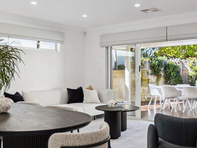 47 Taylor Way, Hillarys WA 6025