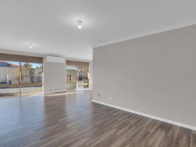 133 Challenger Avenue, Parmelia WA 6167