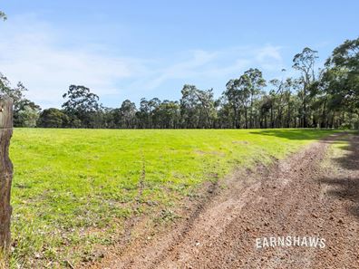 460 Mildura Road, Mount Helena WA 6082