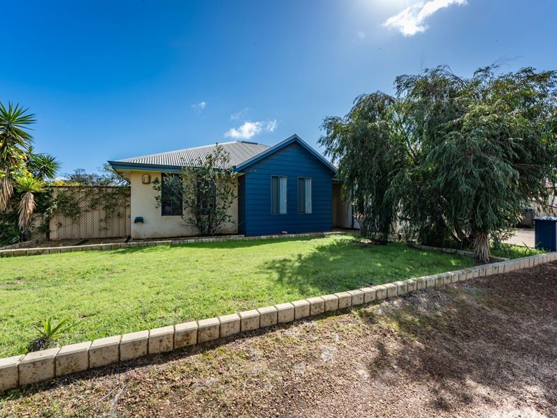 11 Tallarook Way, Waggrakine
