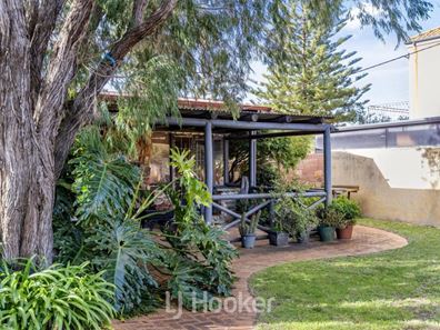 606 Caves Road, Marybrook WA 6280