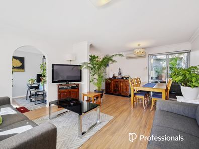 2/42 Alston Avenue, Como WA 6152