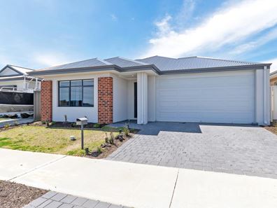 130 Trethowan Promenade, Alkimos WA 6038