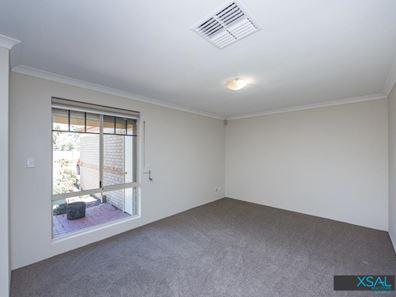 21 Gilroyd Loop, Ballajura WA 6066