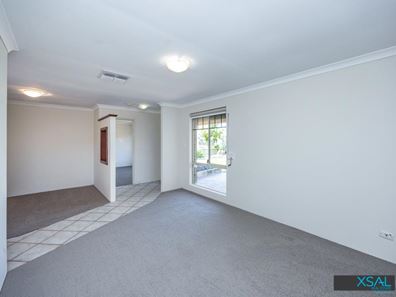21 Gilroyd Loop, Ballajura WA 6066