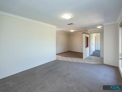 21 Gilroyd Loop, Ballajura WA 6066