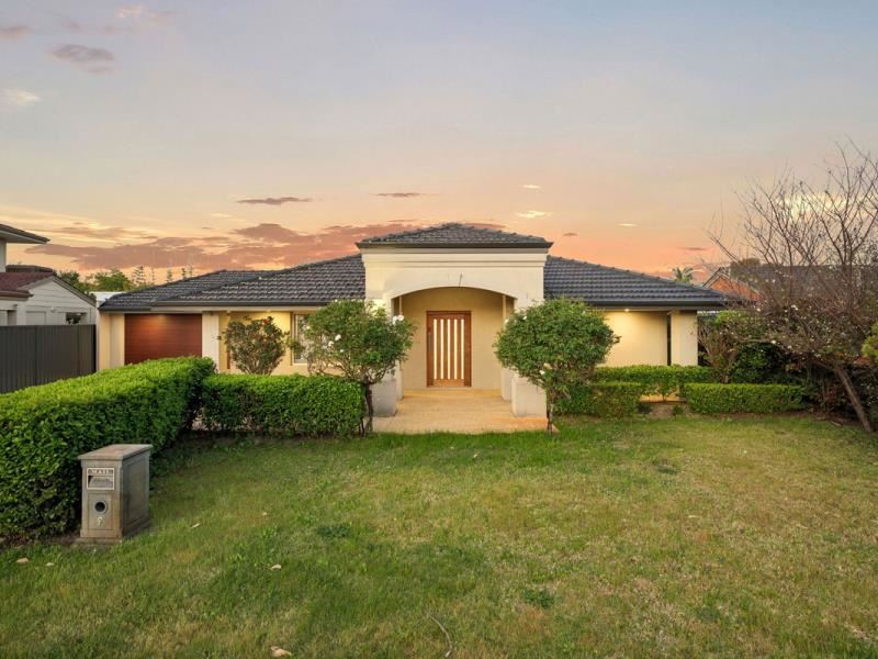 9 Walliabup Way, Bibra Lake WA 6163