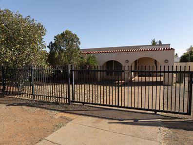 1 Hill Place, Millars Well WA 6714