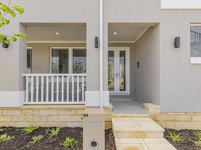 44 Fontalvo Boulevard, Jindalee WA 6036