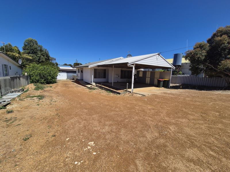 21 Gibson Way, Hopetoun WA 6348