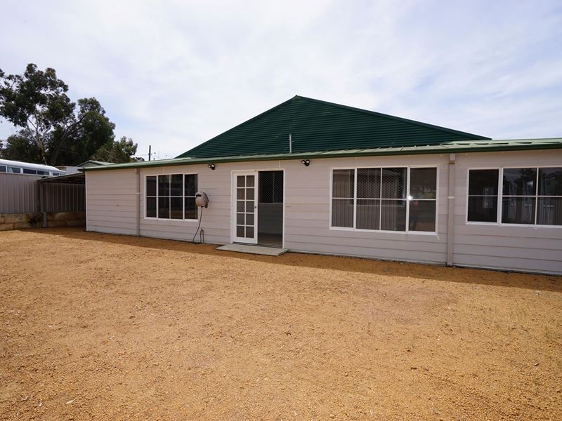 3 & 5 Dowsett Street, Wandering