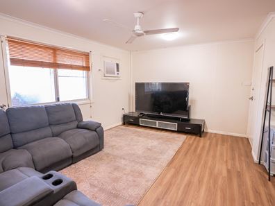 4 Rutherford Road, South Hedland WA 6722