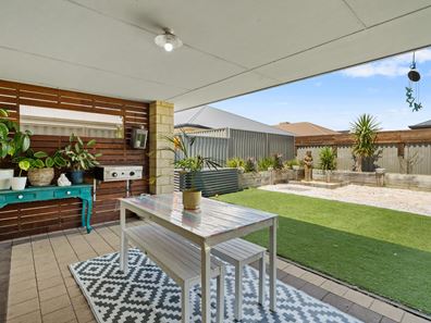 42 Barron Turn, South Yunderup WA 6208