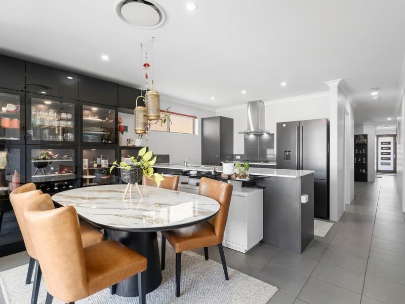 32 Dixon Avenue, Kewdale WA 6105