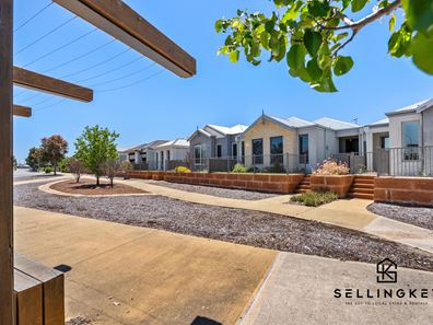 18 Boas Lane, Piara Waters WA 6112