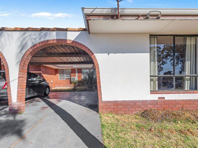10 Dennis Street, Stirling WA 6021