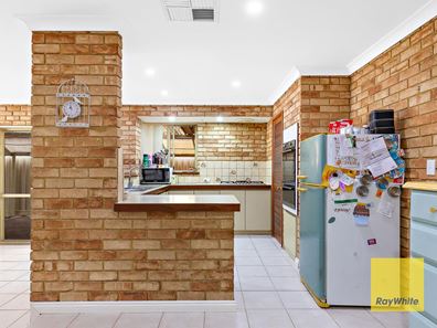 60 Regal Drive, Thornlie WA 6108
