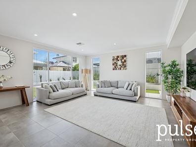 25A Corbel Street, Shelley WA 6148