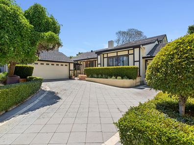 12 Crest Avenue, Mount Pleasant WA 6153