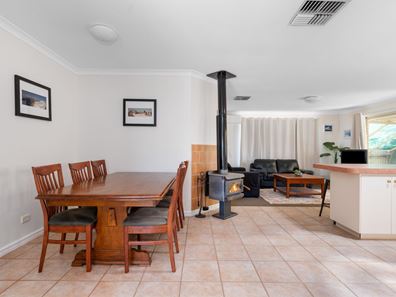 35B Hawkins Street, West Lamington WA 6430