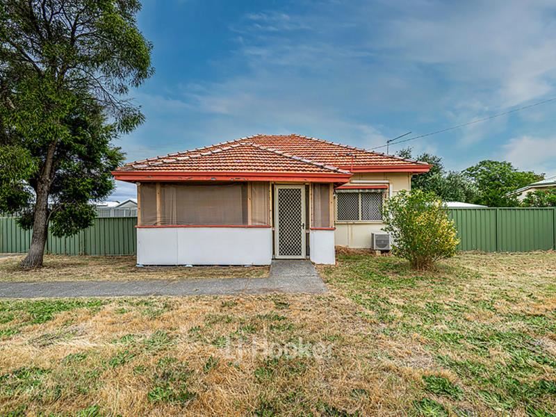14 Atkinson Street South, Collie
