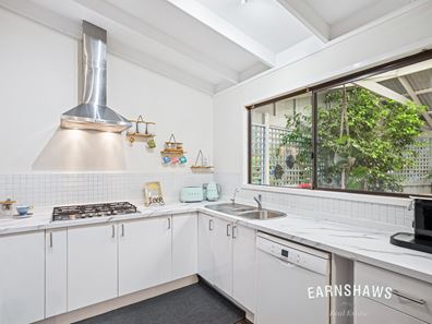 3 Springside Crescent, Glen Forrest WA 6071